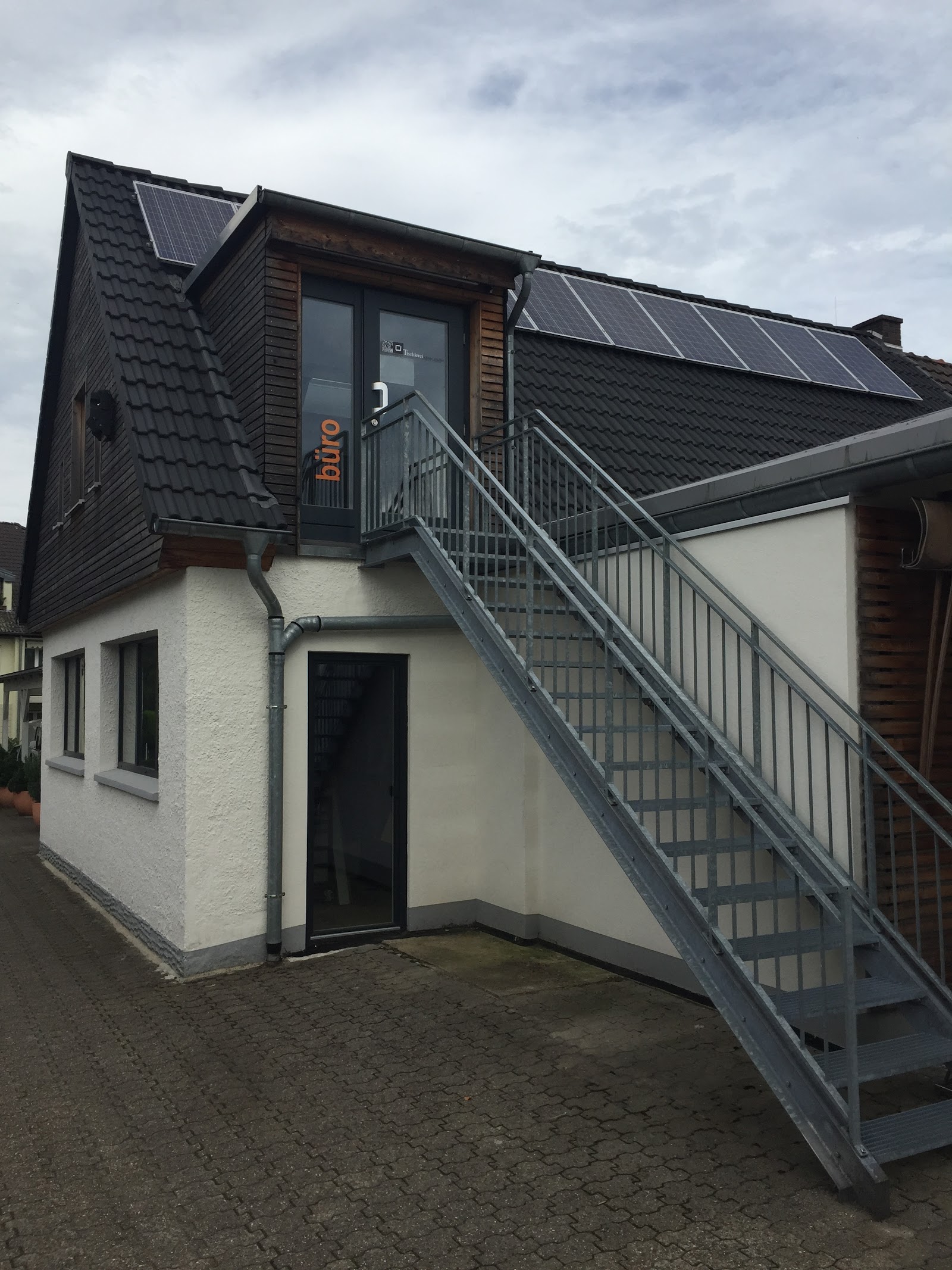 Maßmöbel vom Tischler in Bergisch Gladbach